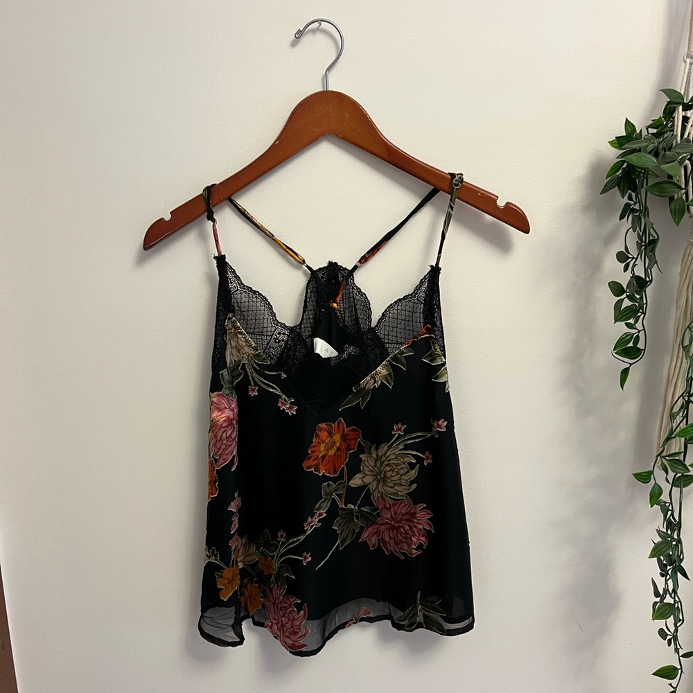 Astr the label: size small